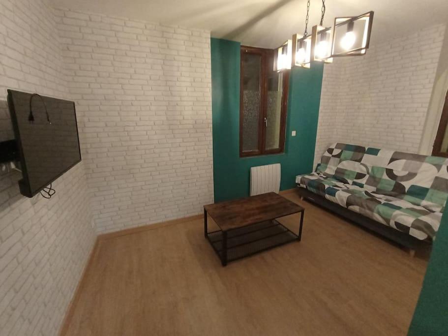 T2 Centre Ville Rdc G Ажан Екстериор снимка